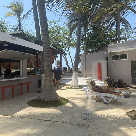 Playa Palmeras Beach Resort Cartagena Exterior photo